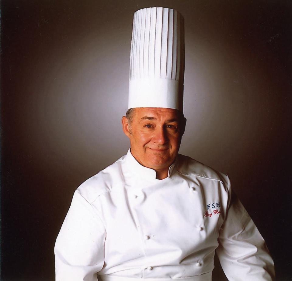 (99) Guy Bardel Chef traditionnel et recruteur du personnel RSH Lyon 2è