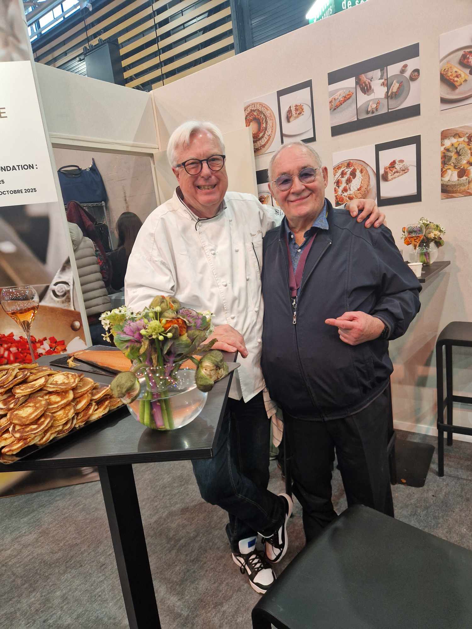 Le chef patron Roi du saumon Fumé et ses toast Peter Ejve Biehe et Guitou