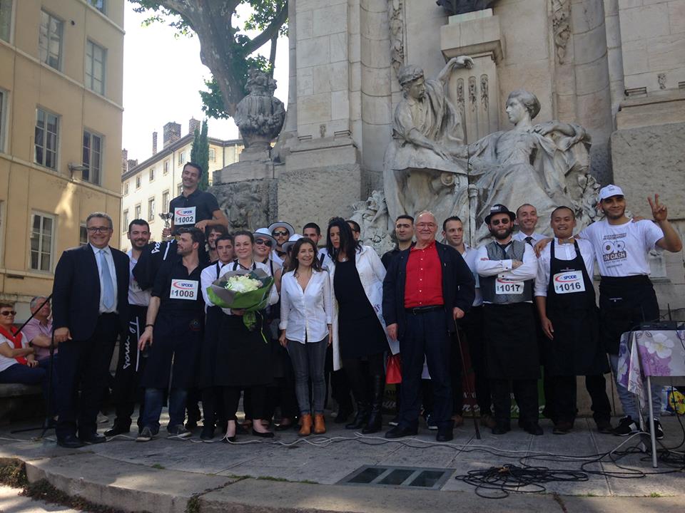 Résultat concours de la course des garçons et serveuses de café à Lyon 2